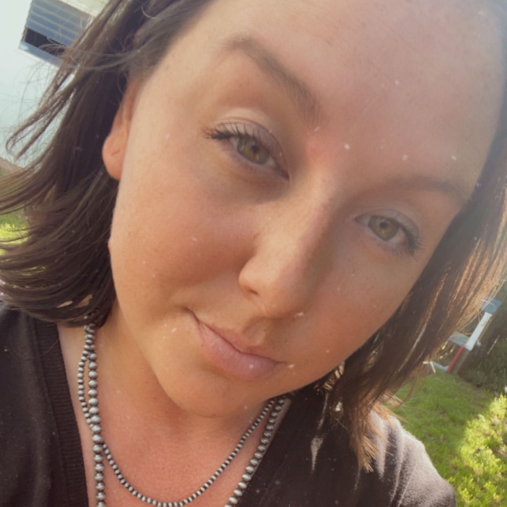 Meet your Posher, Carleigh